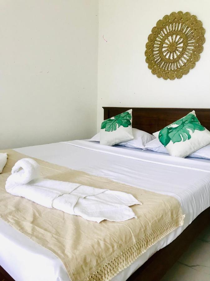 Bananas Mirissa Hotel Ngoại thất bức ảnh