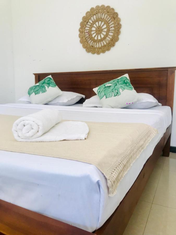 Bananas Mirissa Hotel Ngoại thất bức ảnh